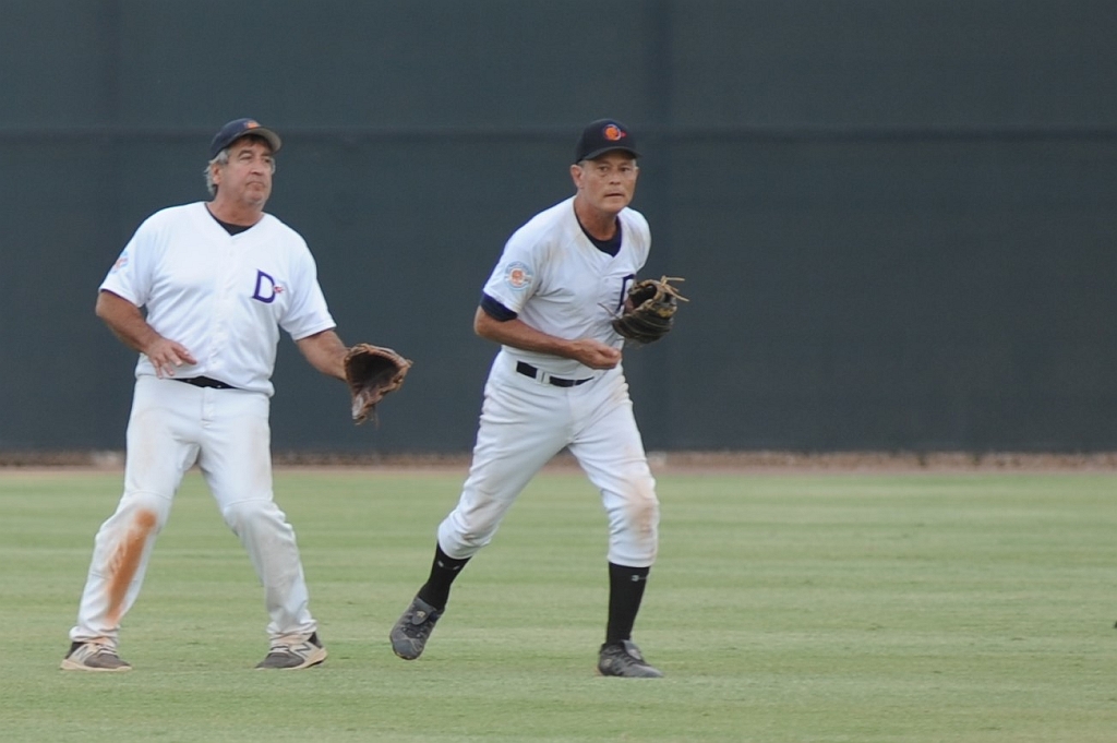 Dragons_2017-10-30 (755).jpg - (c)2010 DeVetter